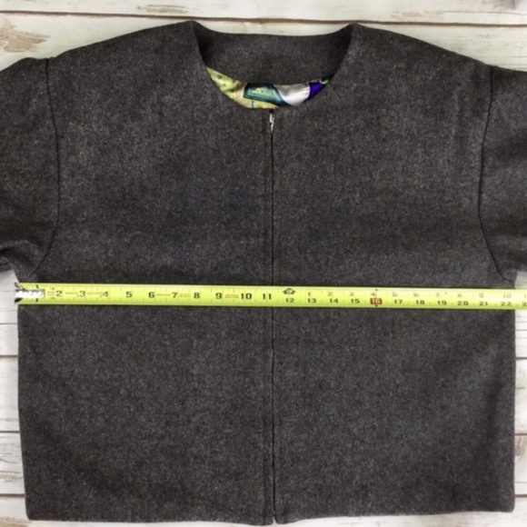 Vintage Grey Boxy Wool Jacket with Silk Lining - Picture 7 of 8